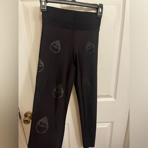 Ultracor Women’s size Medium Black Activewear Winky Face Leggings
